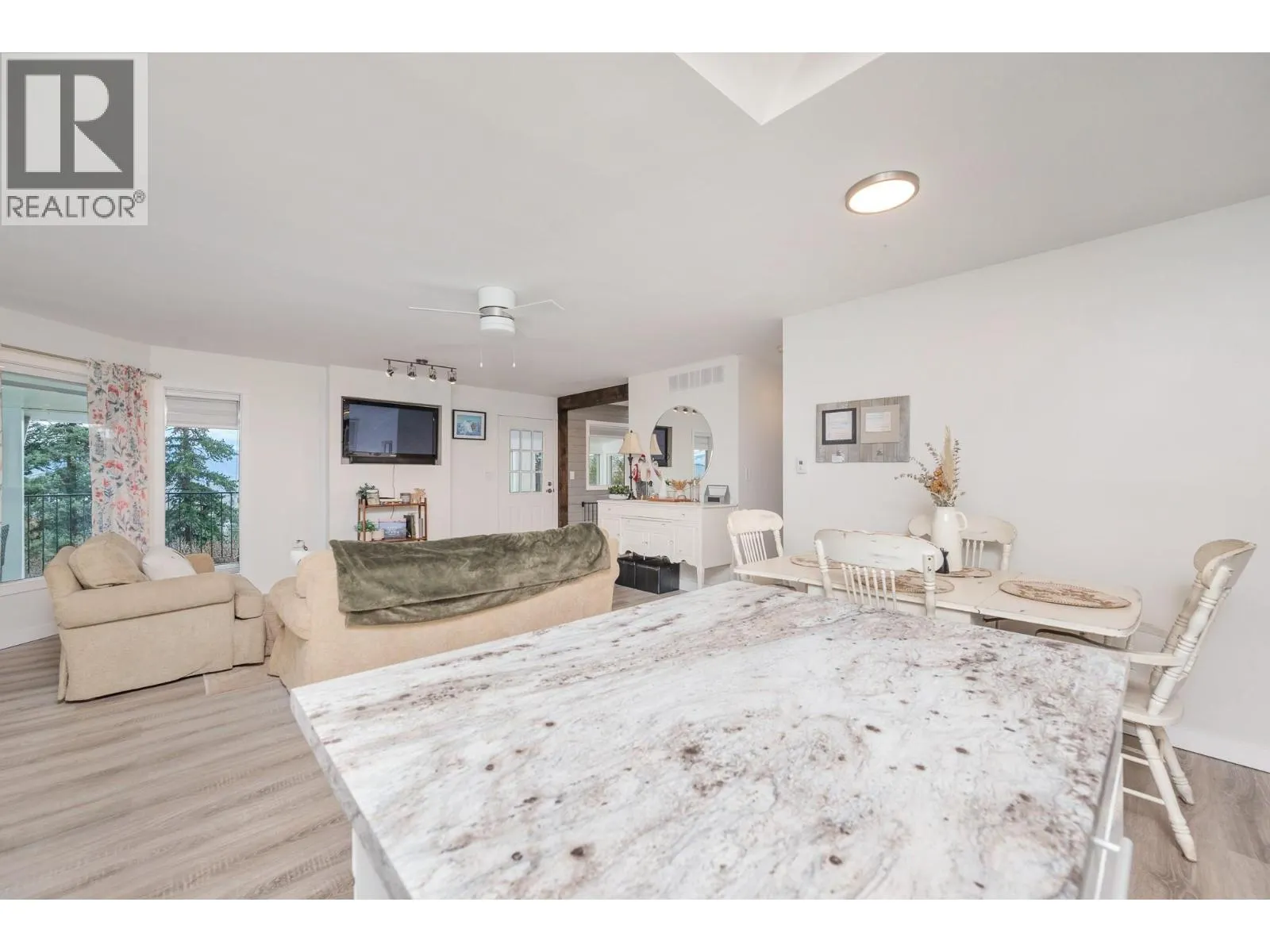 5221/5241 Hartnell Road
