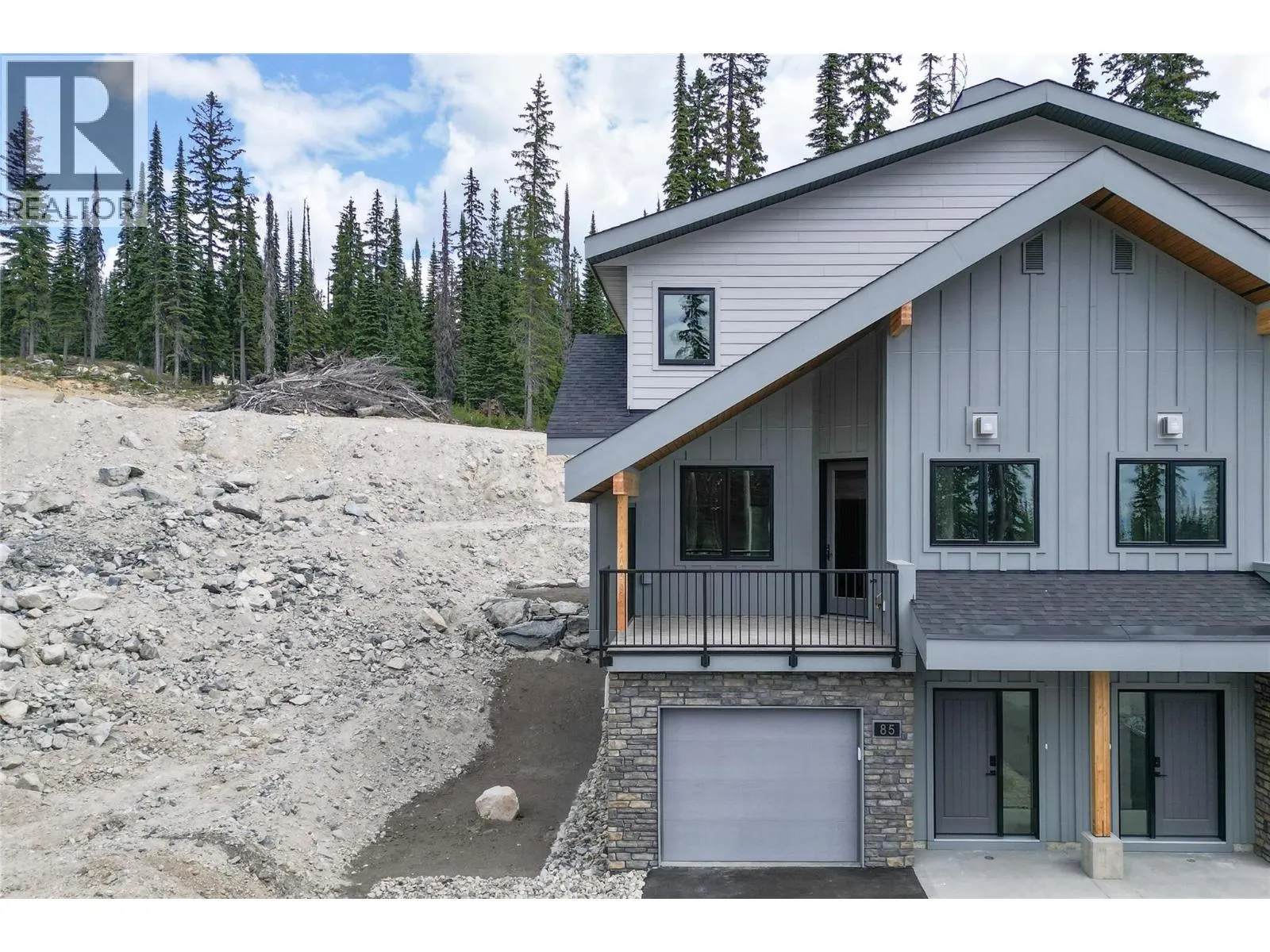 85 Creekside Trail