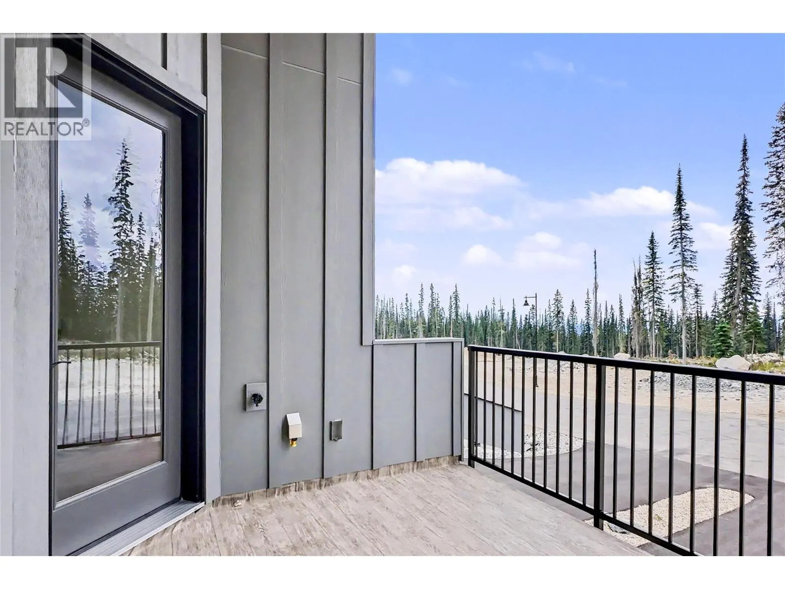 85 Creekside Trail