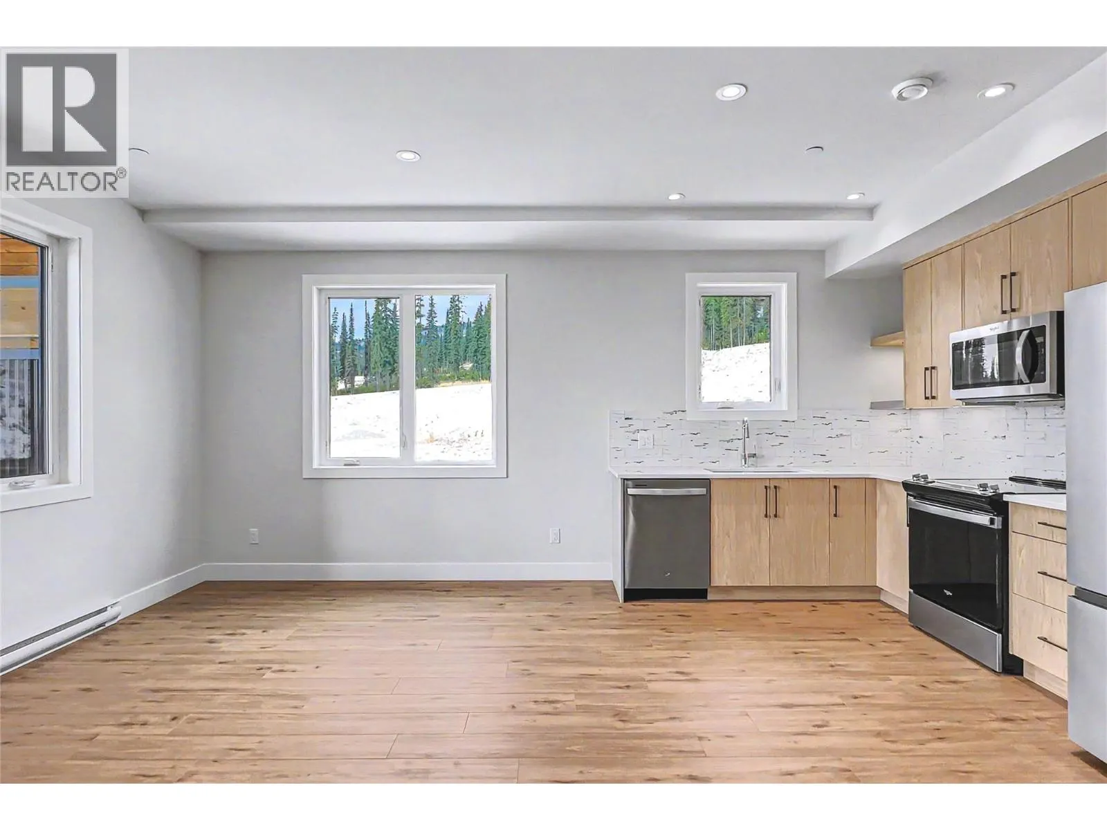 85 Creekside Trail