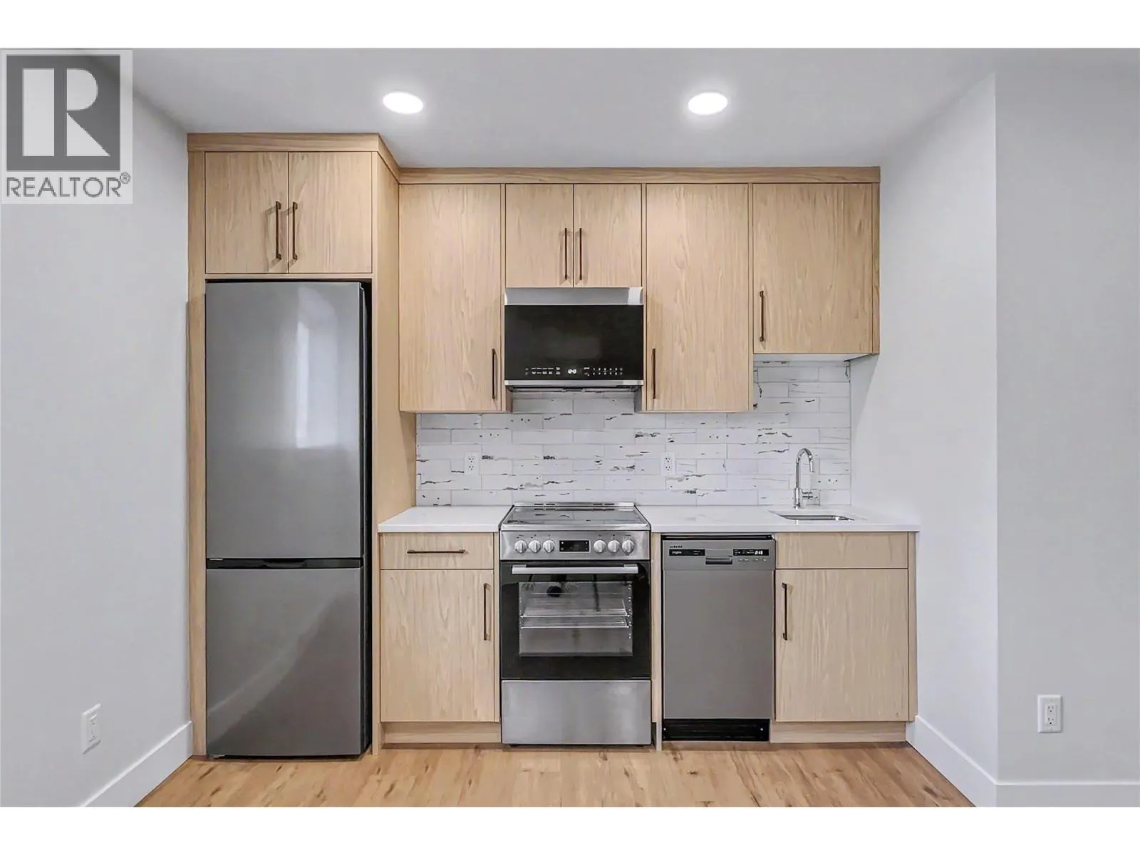 85 Creekside Trail