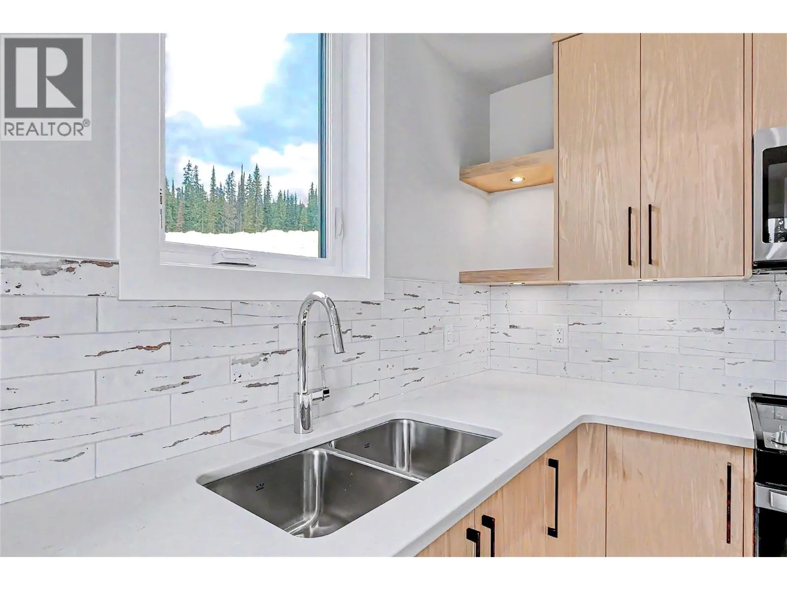 85 Creekside Trail