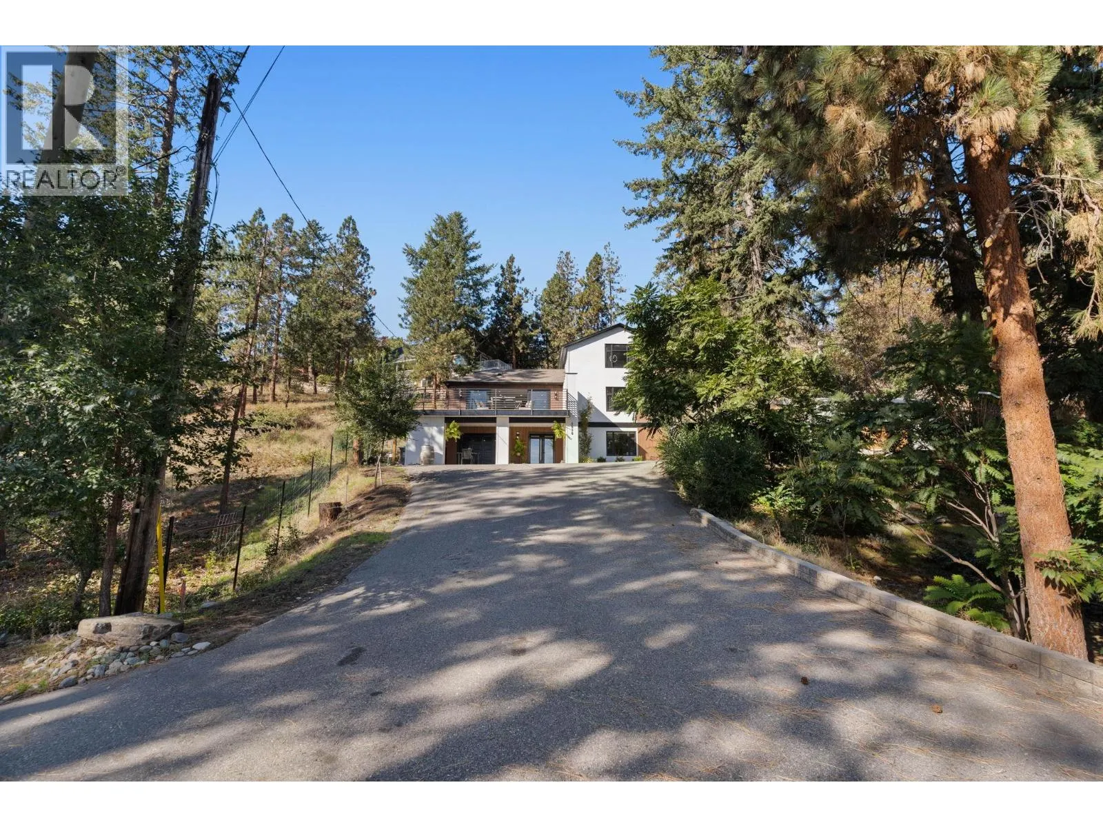 5828 Brown Place
