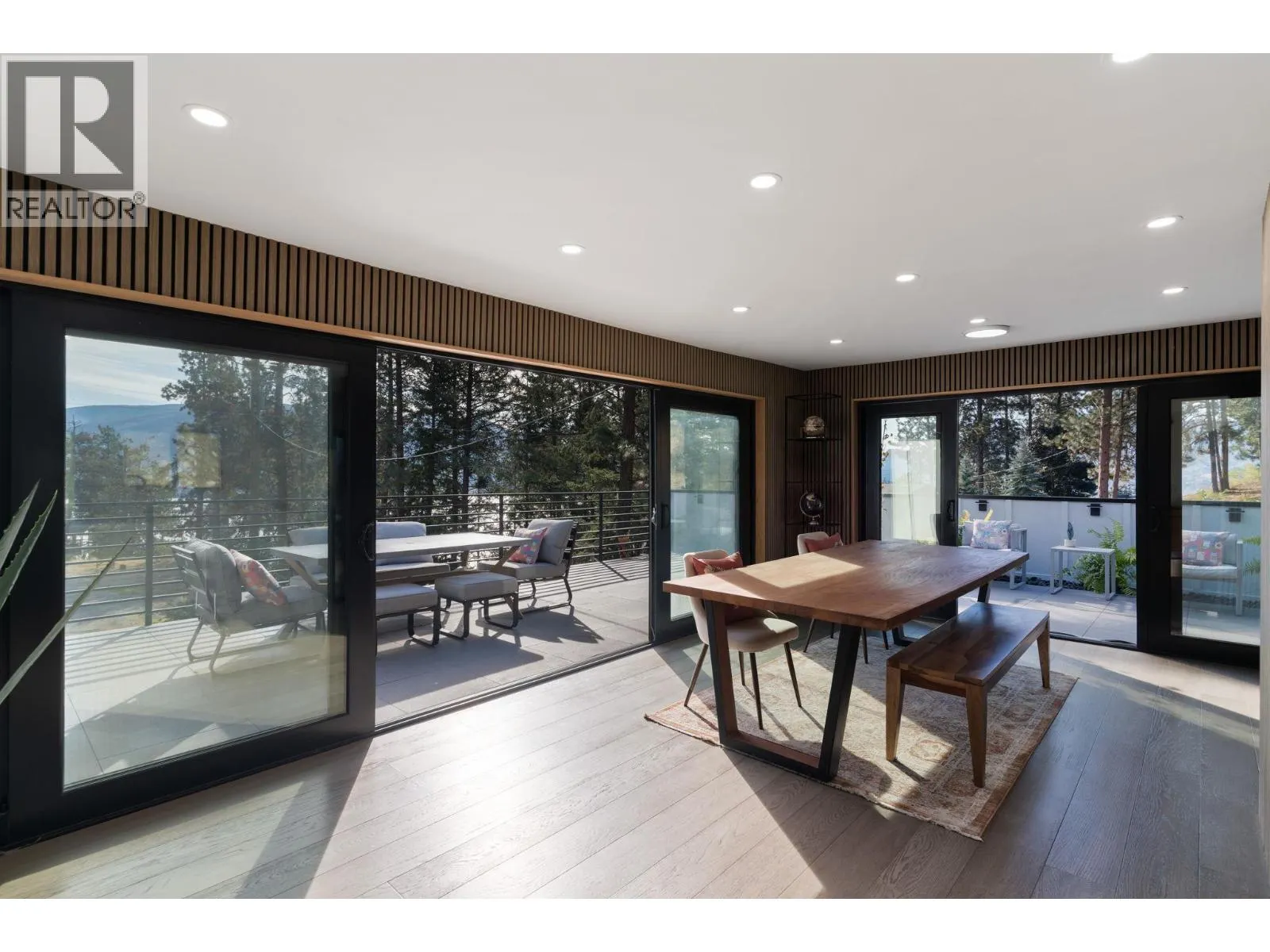 5828 Brown Place