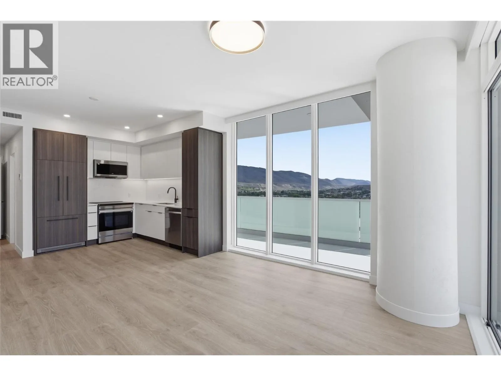 460 Nicola Street Unit# 1004
