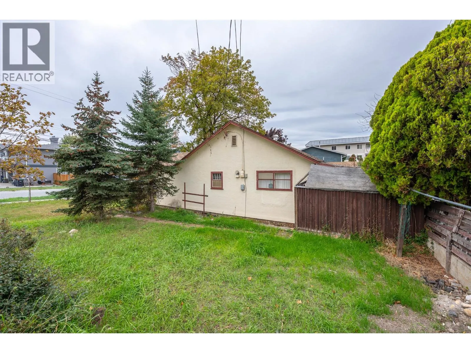 395 Edmonton Avenue