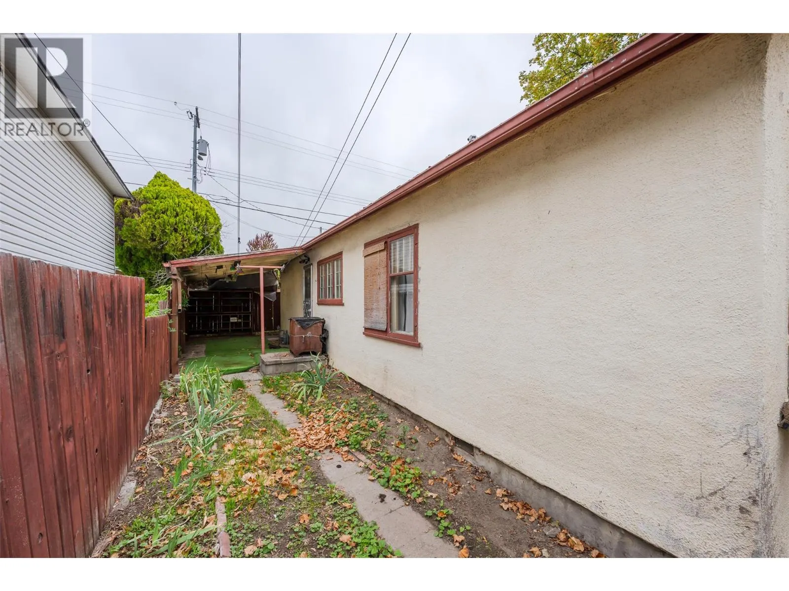 395 Edmonton Avenue