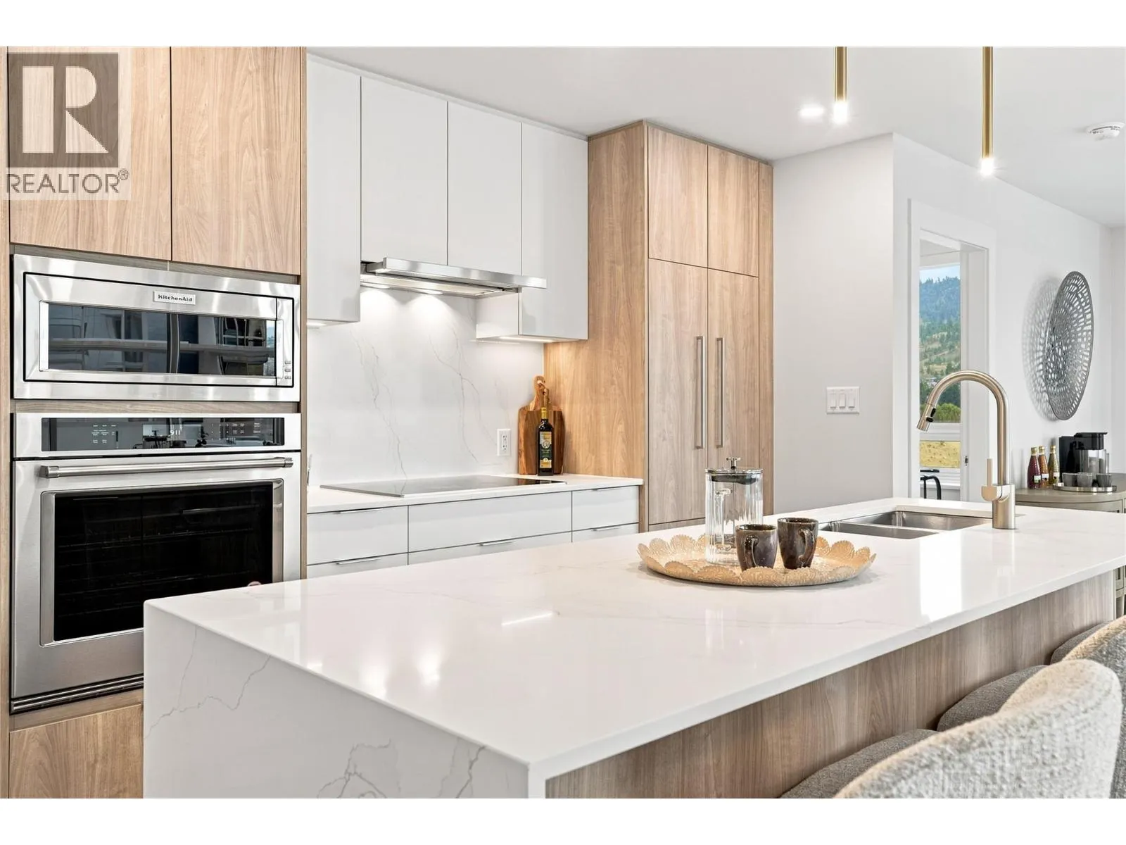 460 Nicola Street Unit# 1506