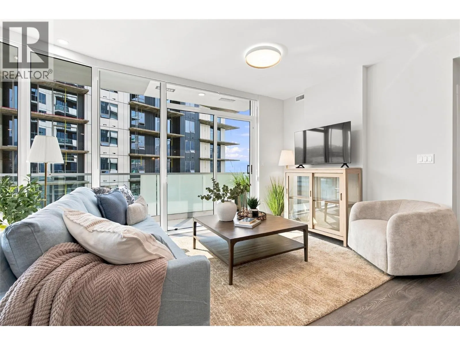 460 Nicola Street Unit# 1506