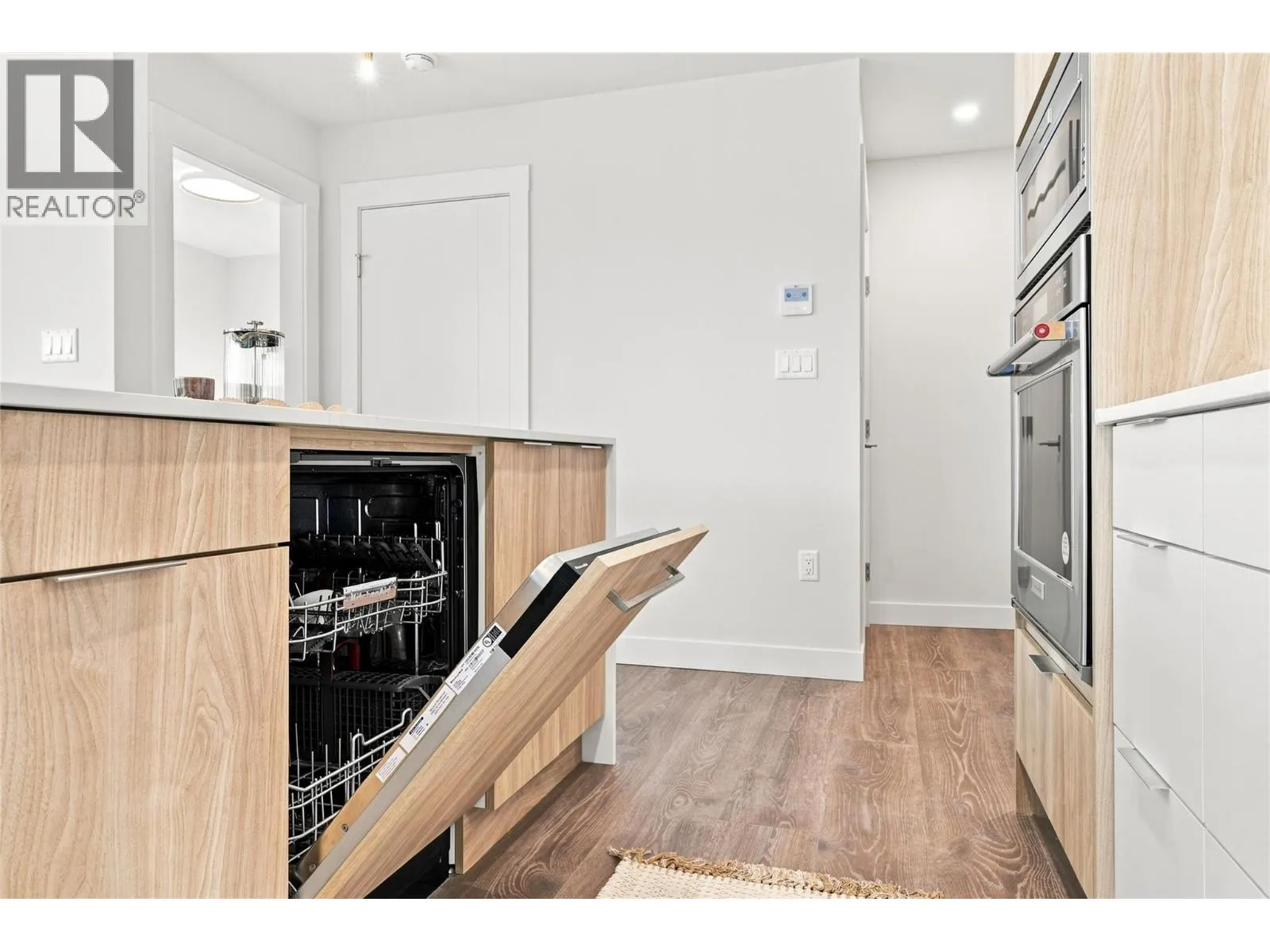 460 Nicola Street Unit# 1506