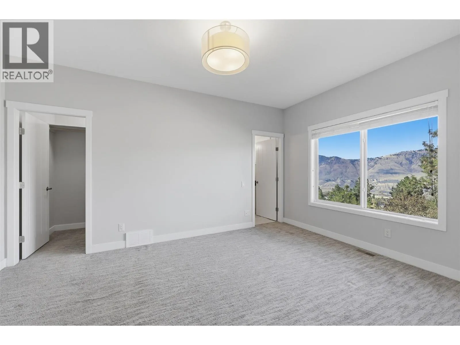 1939 COLDWATER Drive Unit# 106
