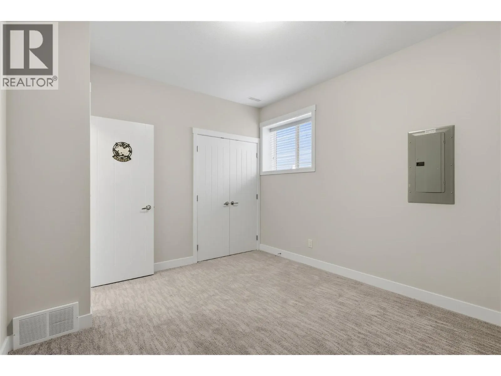 1939 COLDWATER Drive Unit# 106