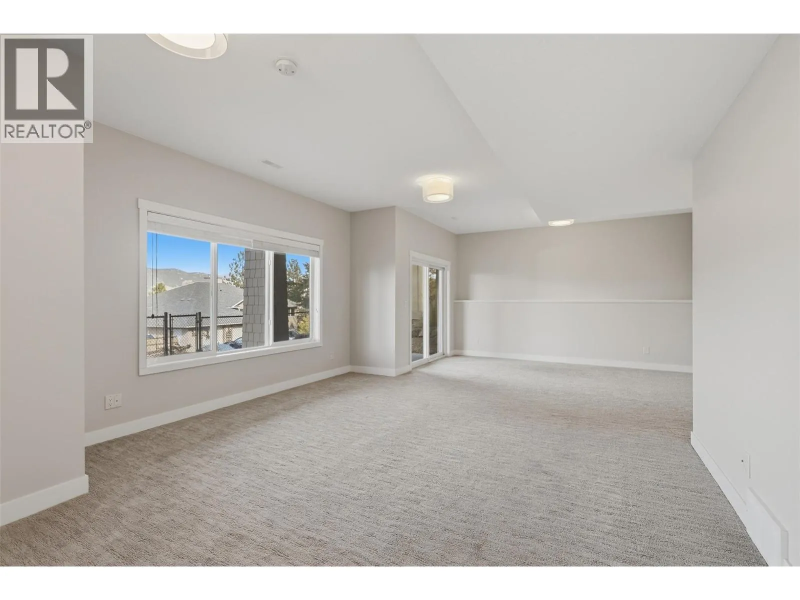 1939 COLDWATER Drive Unit# 106