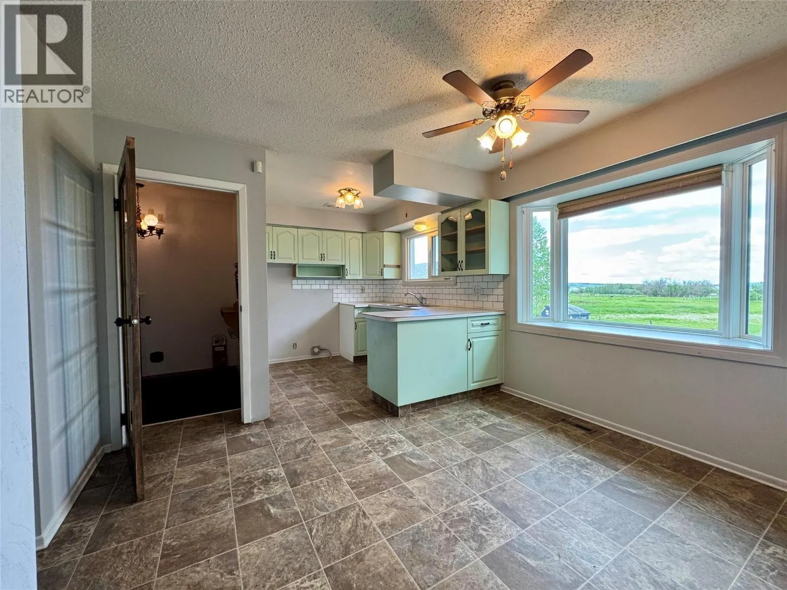 3074 208 Road