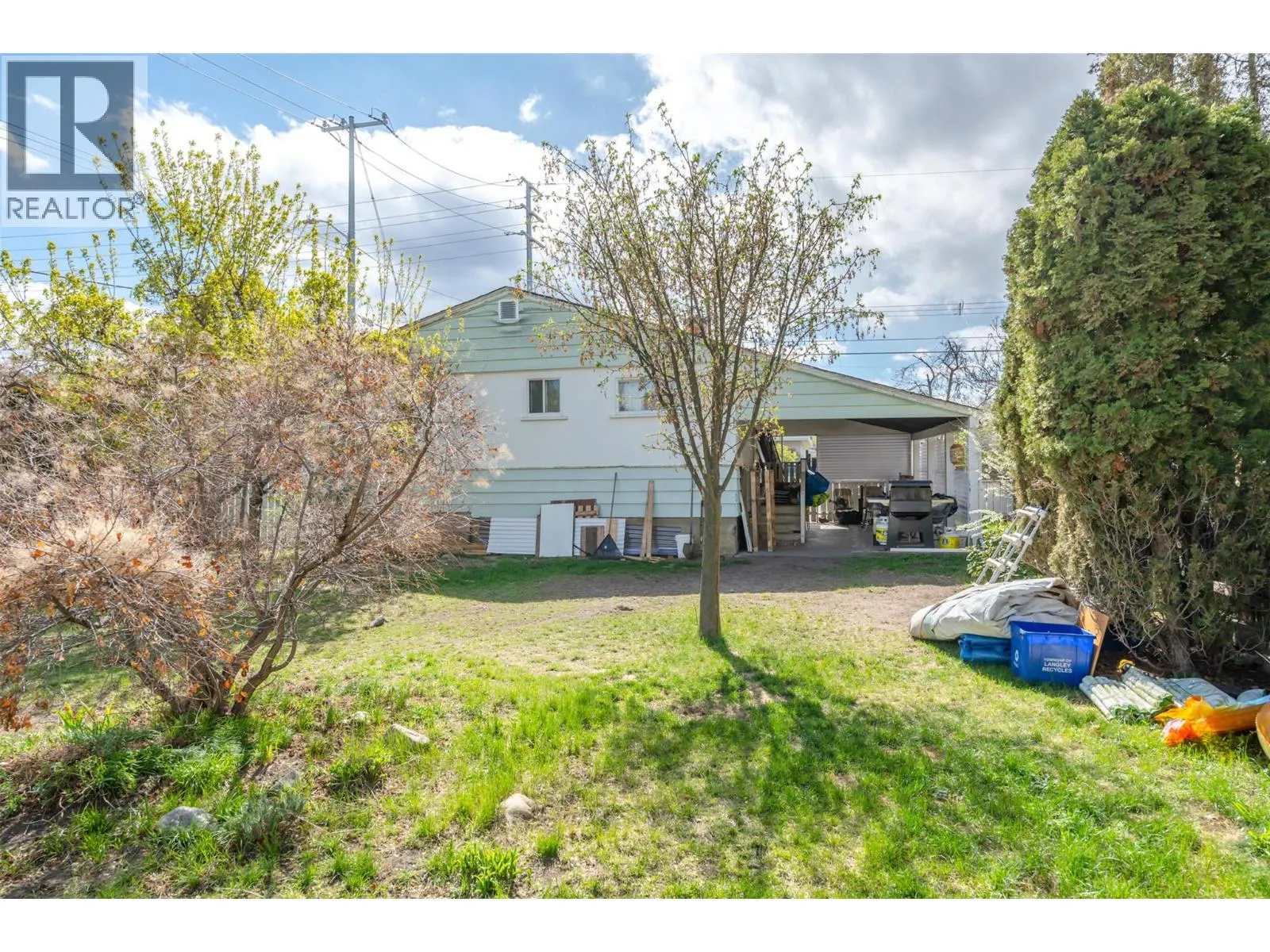 797 FORESTBROOK Drive