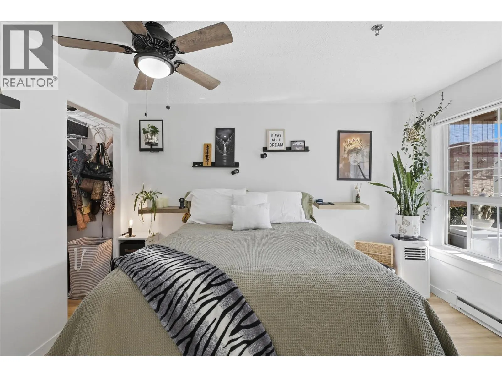 554 SEYMOUR Street Unit# 312