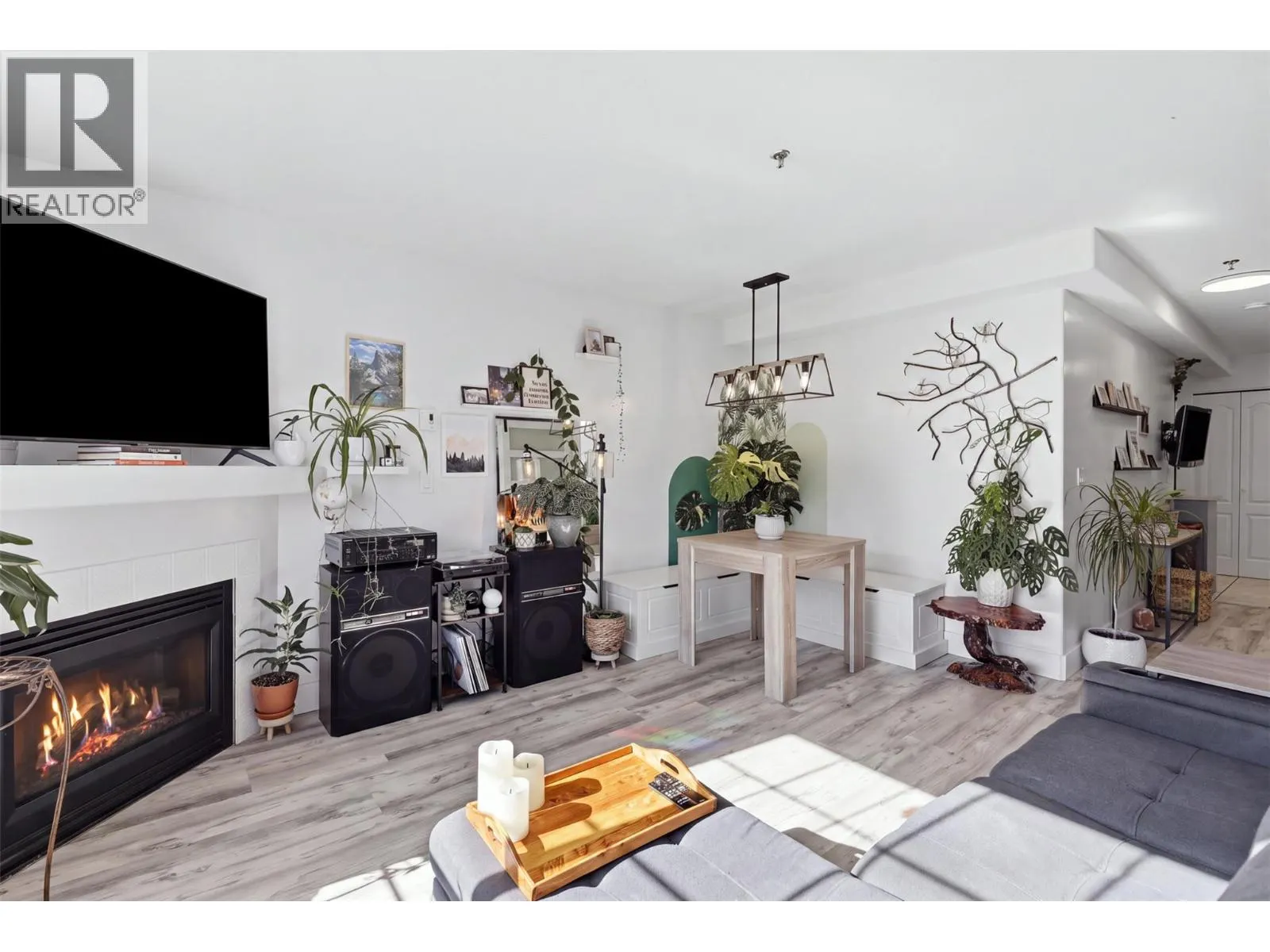 554 SEYMOUR Street Unit# 312