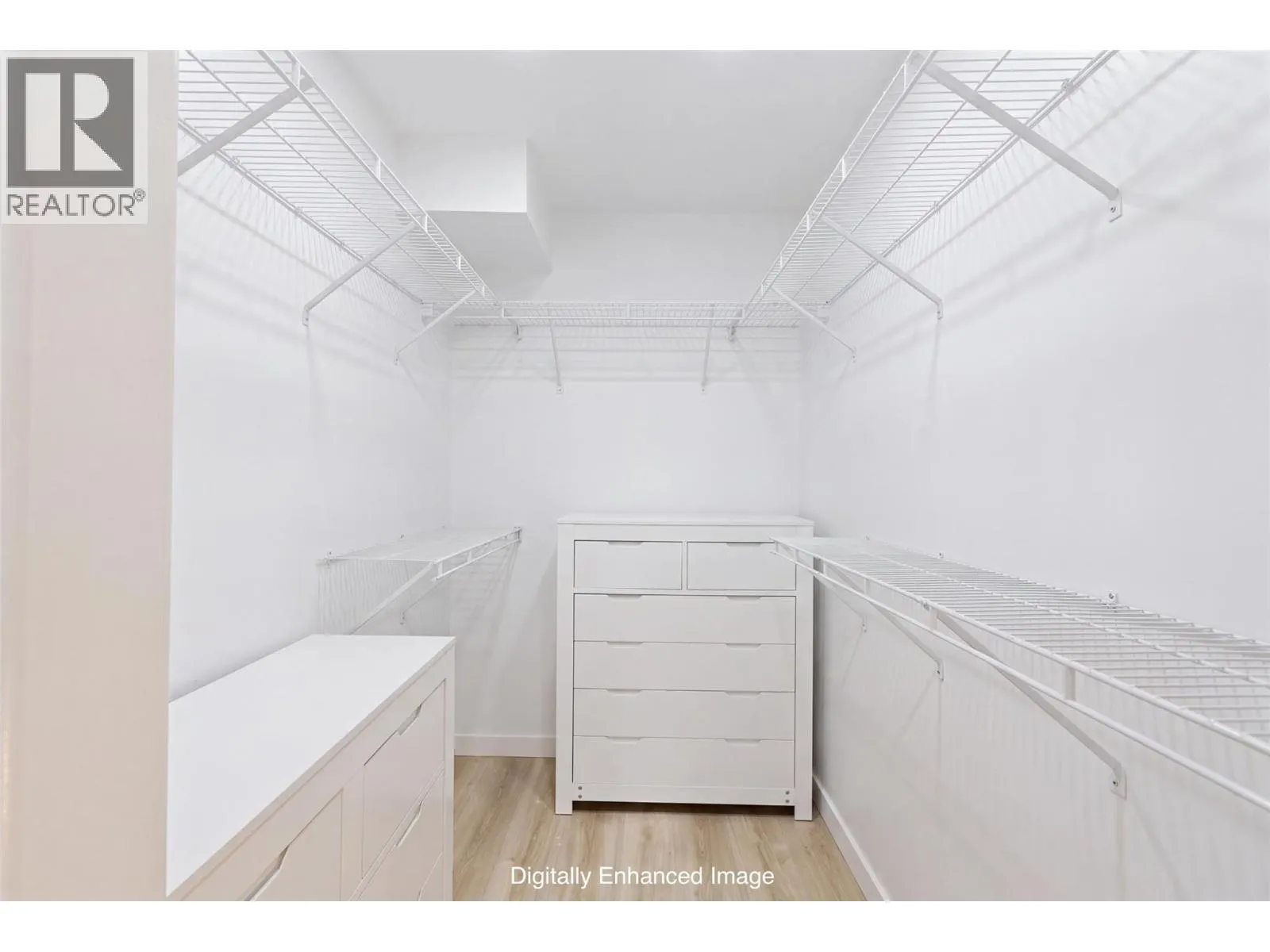 554 SEYMOUR Street Unit# 312