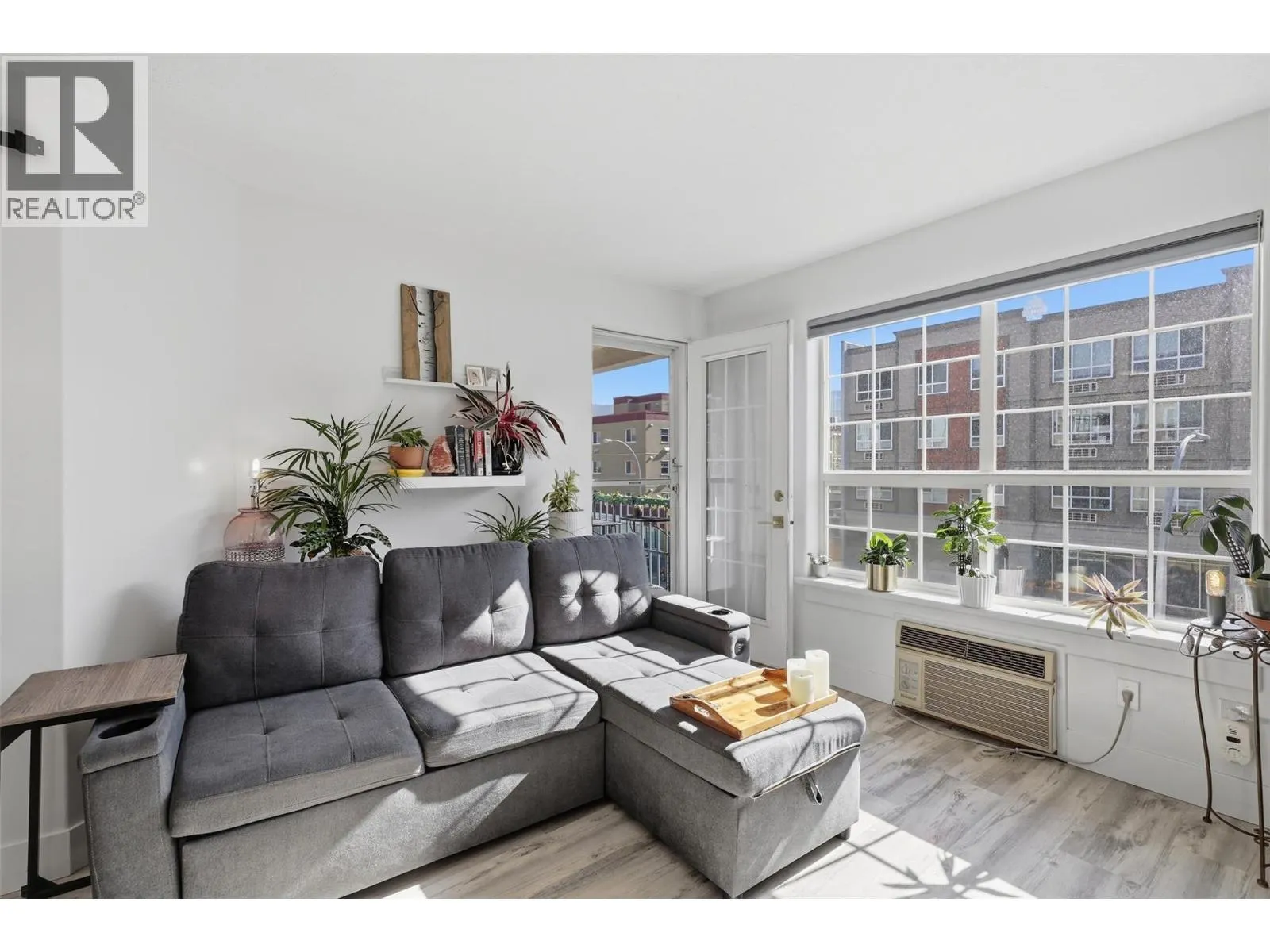 554 SEYMOUR Street Unit# 312