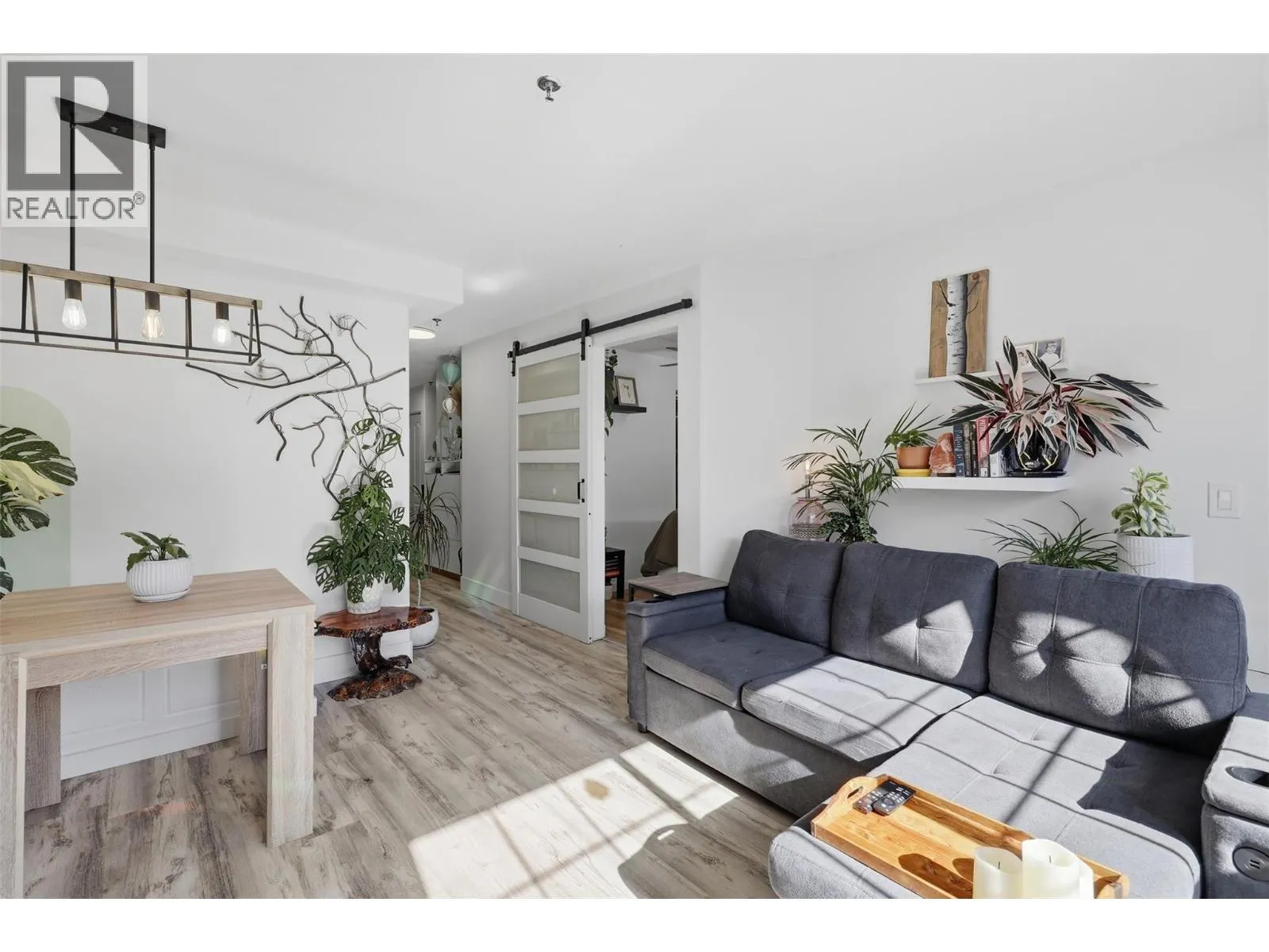 554 SEYMOUR Street Unit# 312