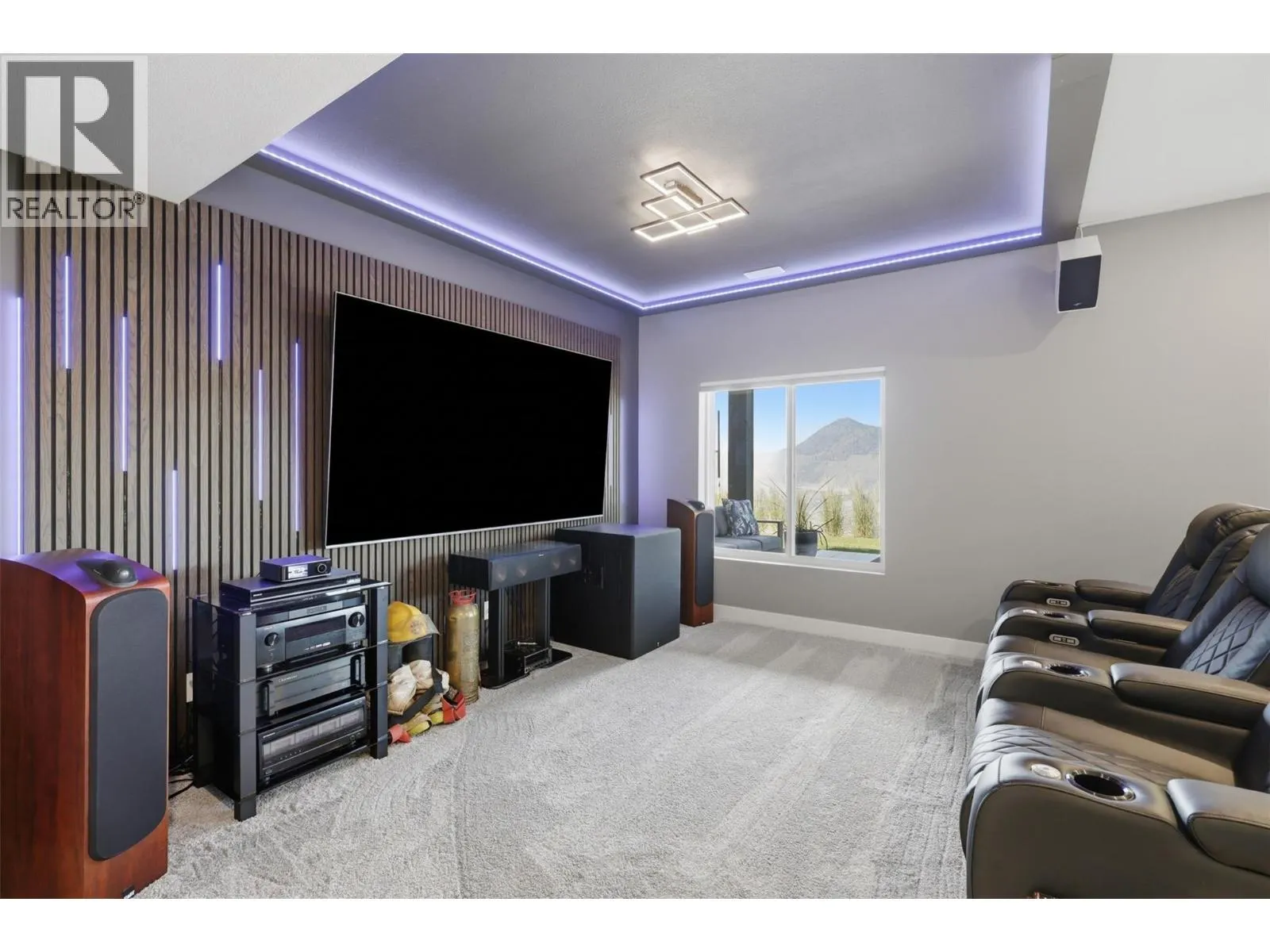 2137 LUPIN Court