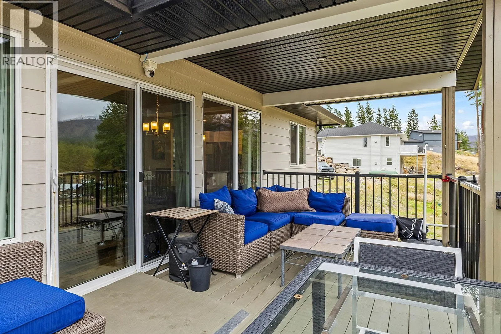 7151 Dunwaters Road