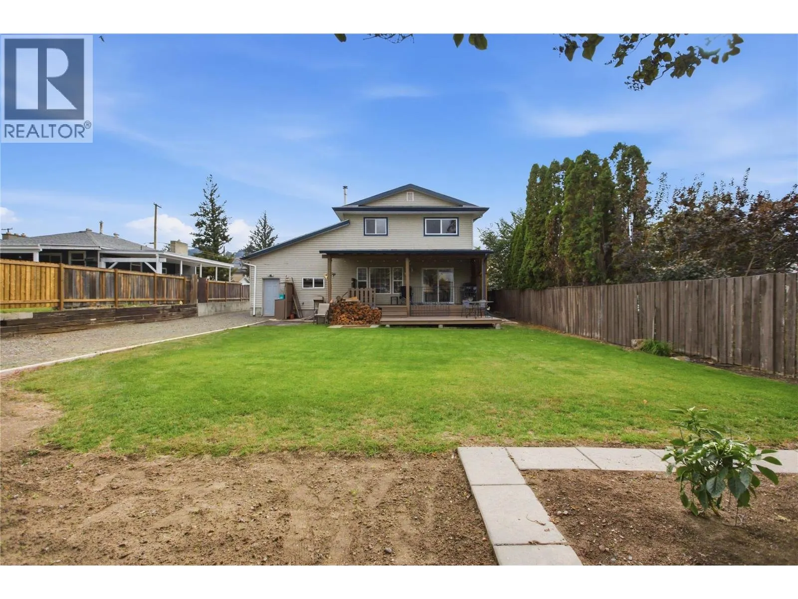 2624 Joyce Avenue