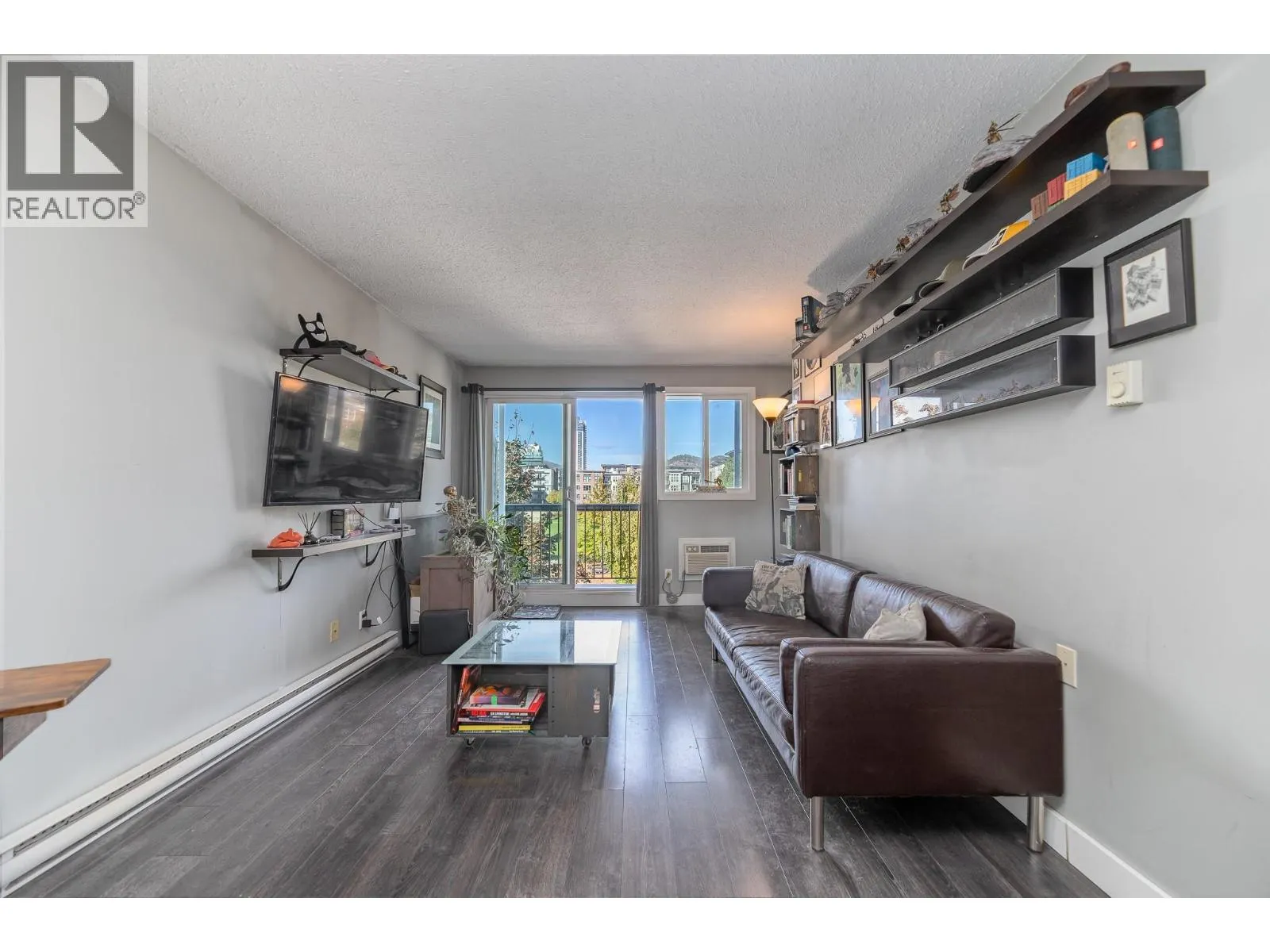 625 Rowcliffe Avenue Unit# 305