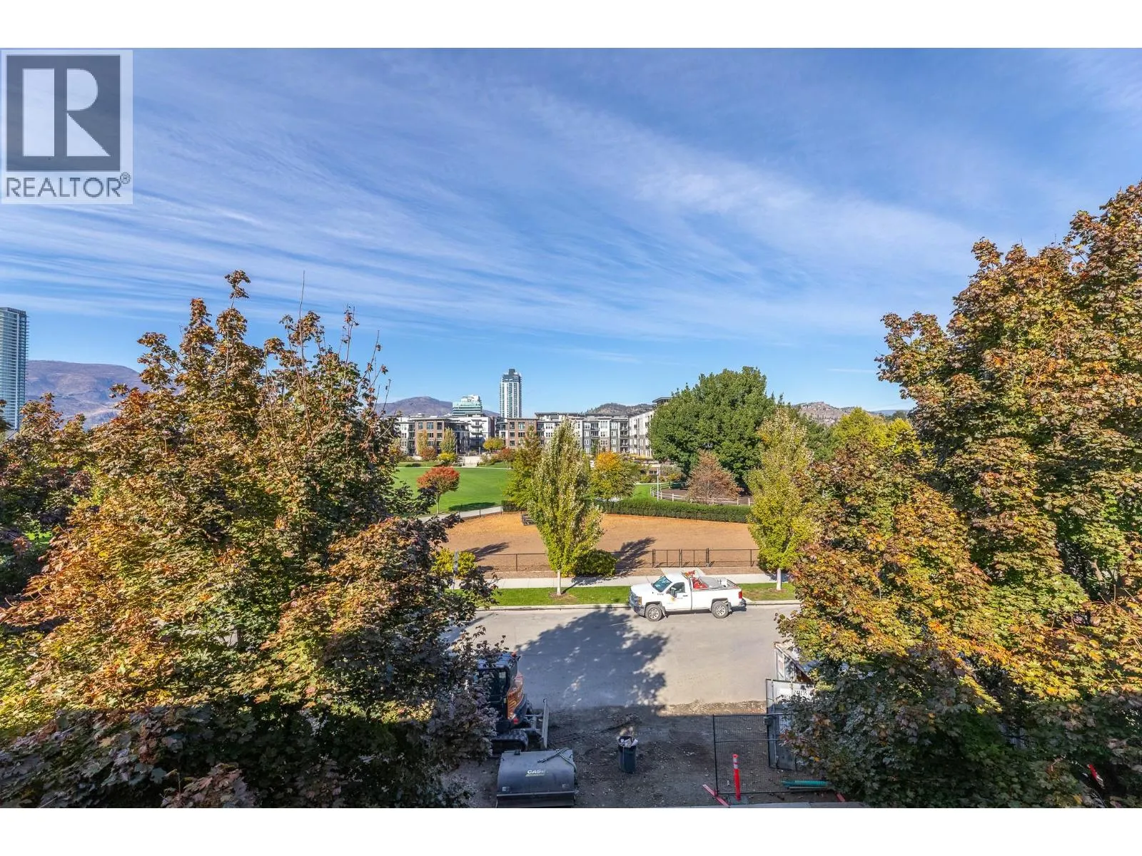 625 Rowcliffe Avenue Unit# 305