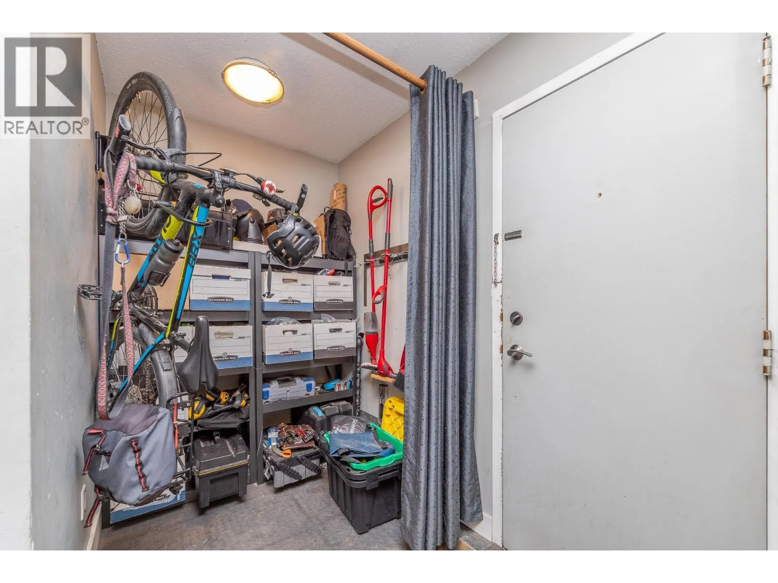 625 Rowcliffe Avenue Unit# 305