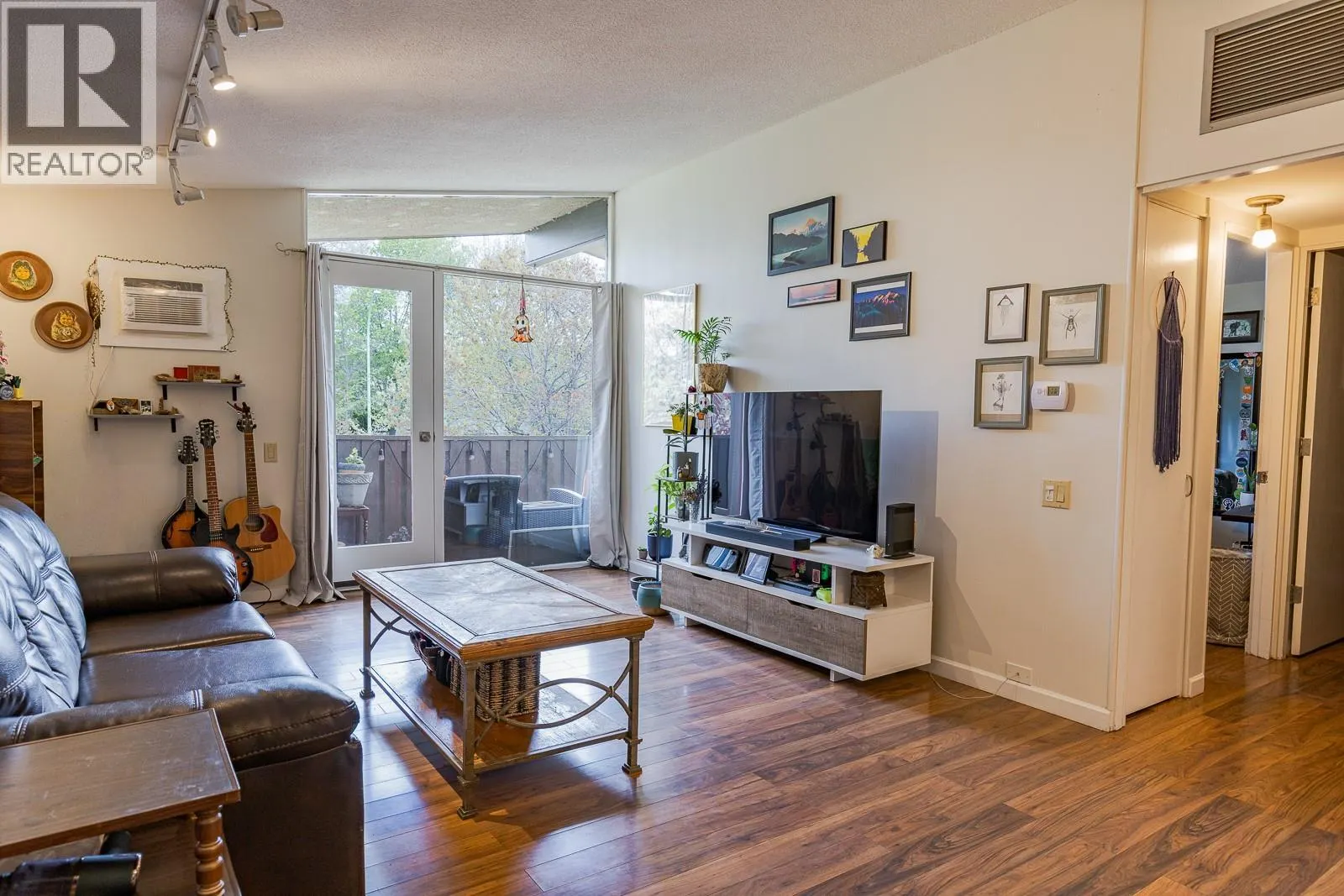 353 Boyce Crescent Unit# 11