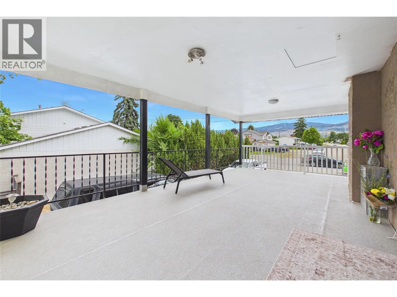 610 Ziprick Road
