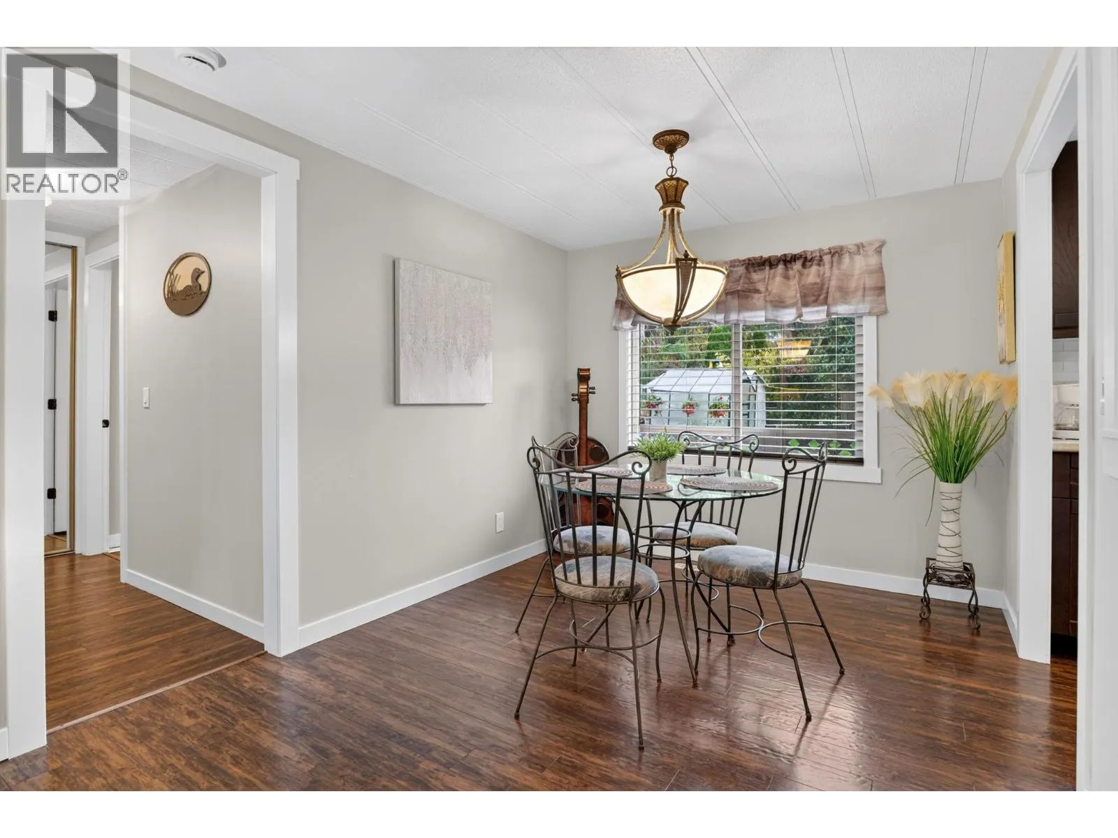 1999 Hwy 97 Highway Unit# 201