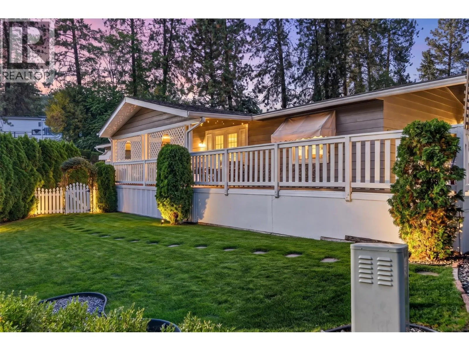 1999 Hwy 97 Highway Unit# 201