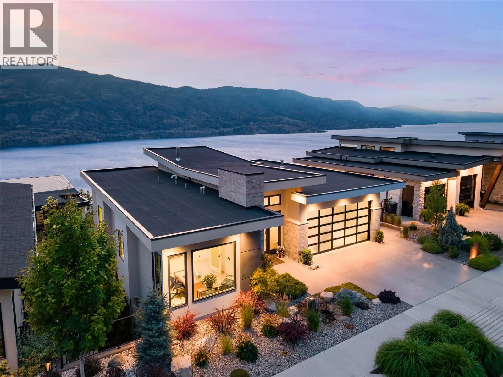 538 Clifton Court