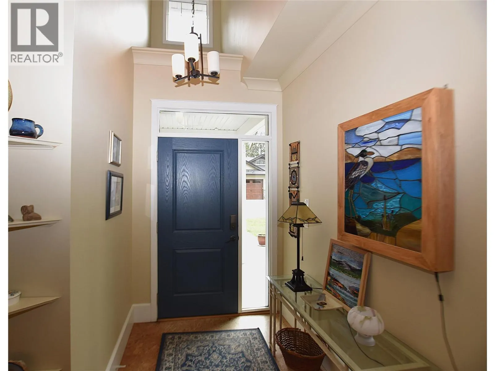 430 Hummingbird Avenue