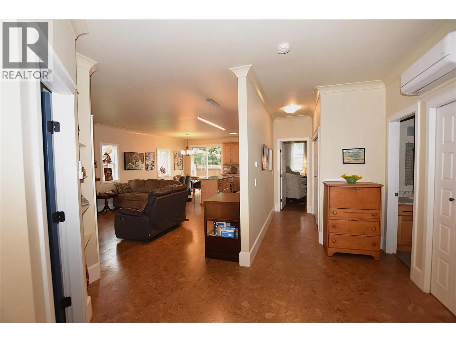 430 Hummingbird Avenue