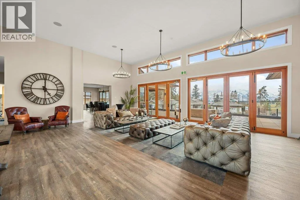 2085 Clover Drive