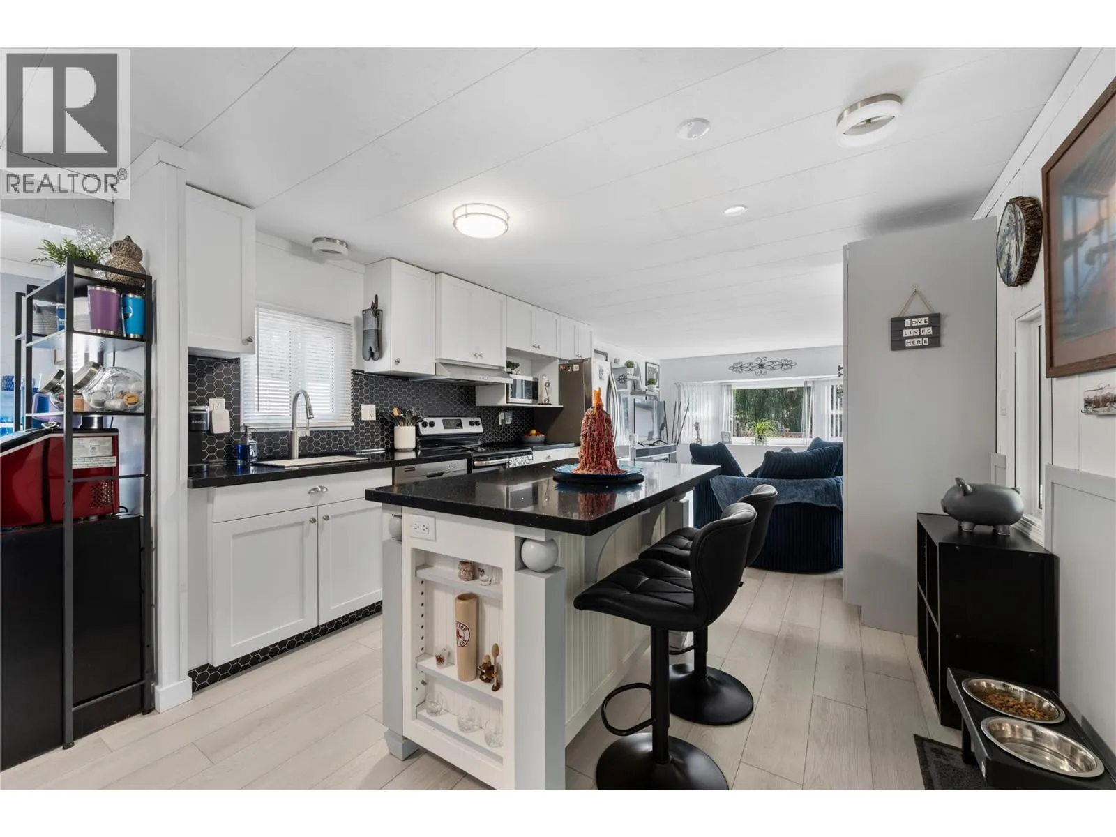 1999 97 Highway S Unit# 85