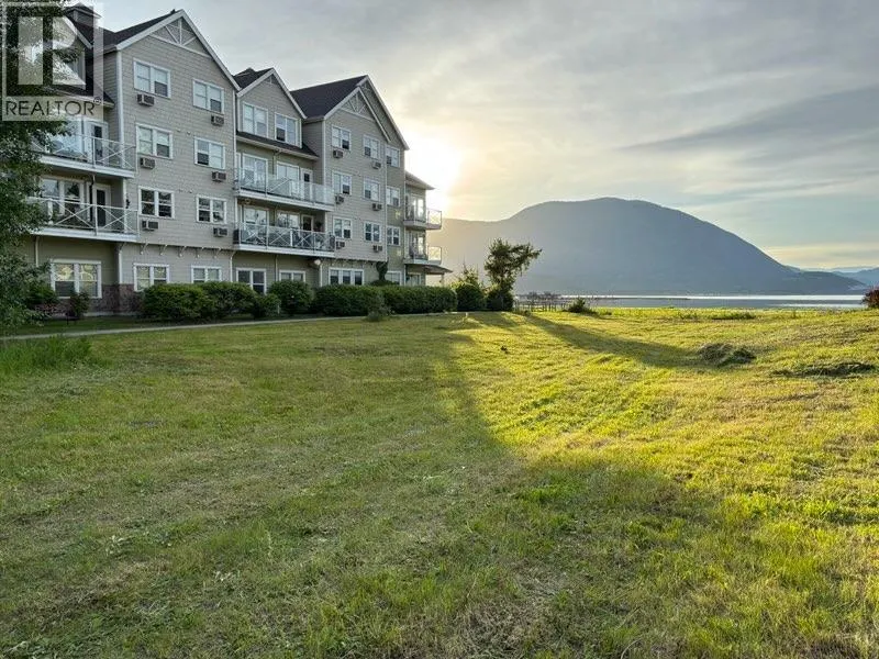 721 Harbourfront Drive
