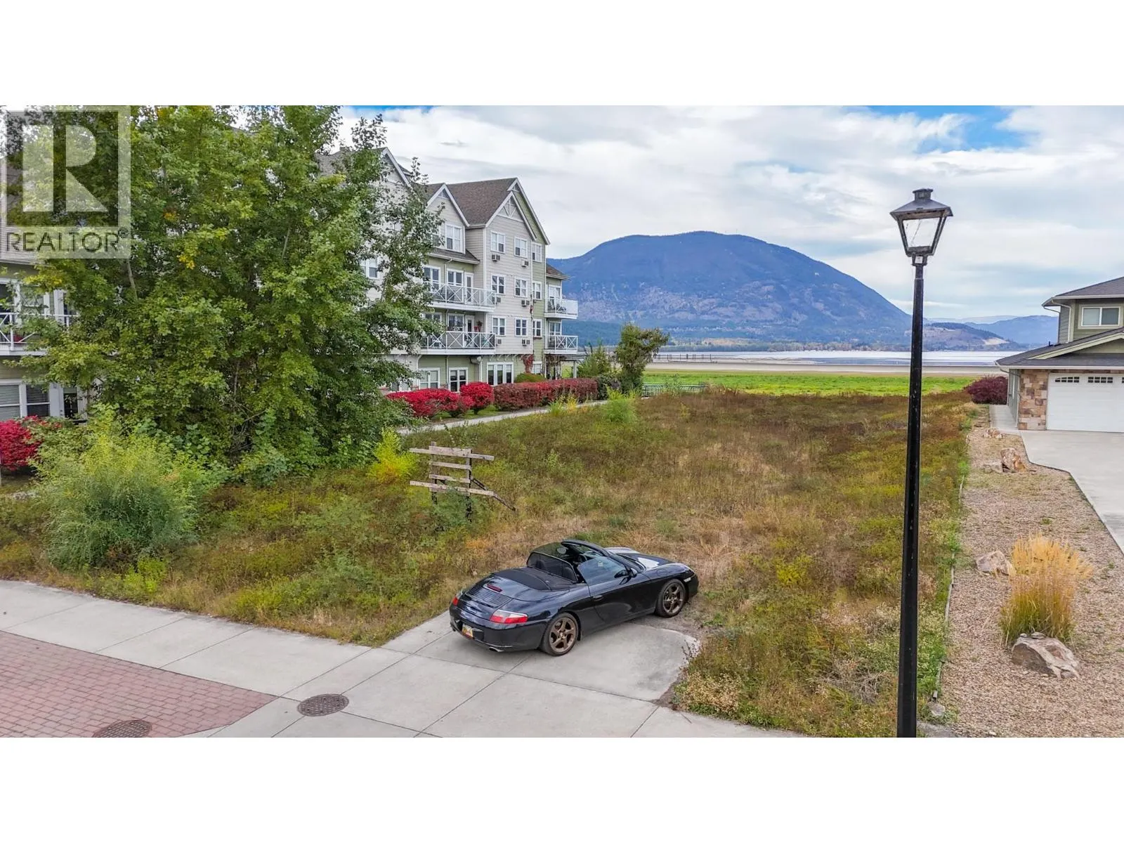 721 Harbourfront Drive