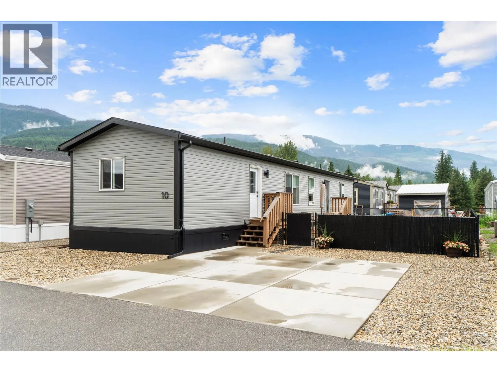1705 Hillier Road Unit# 10