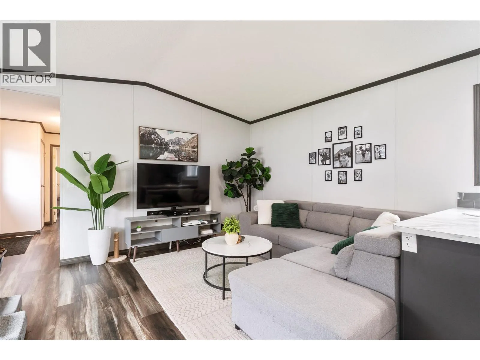 1705 Hillier Road Unit# 10