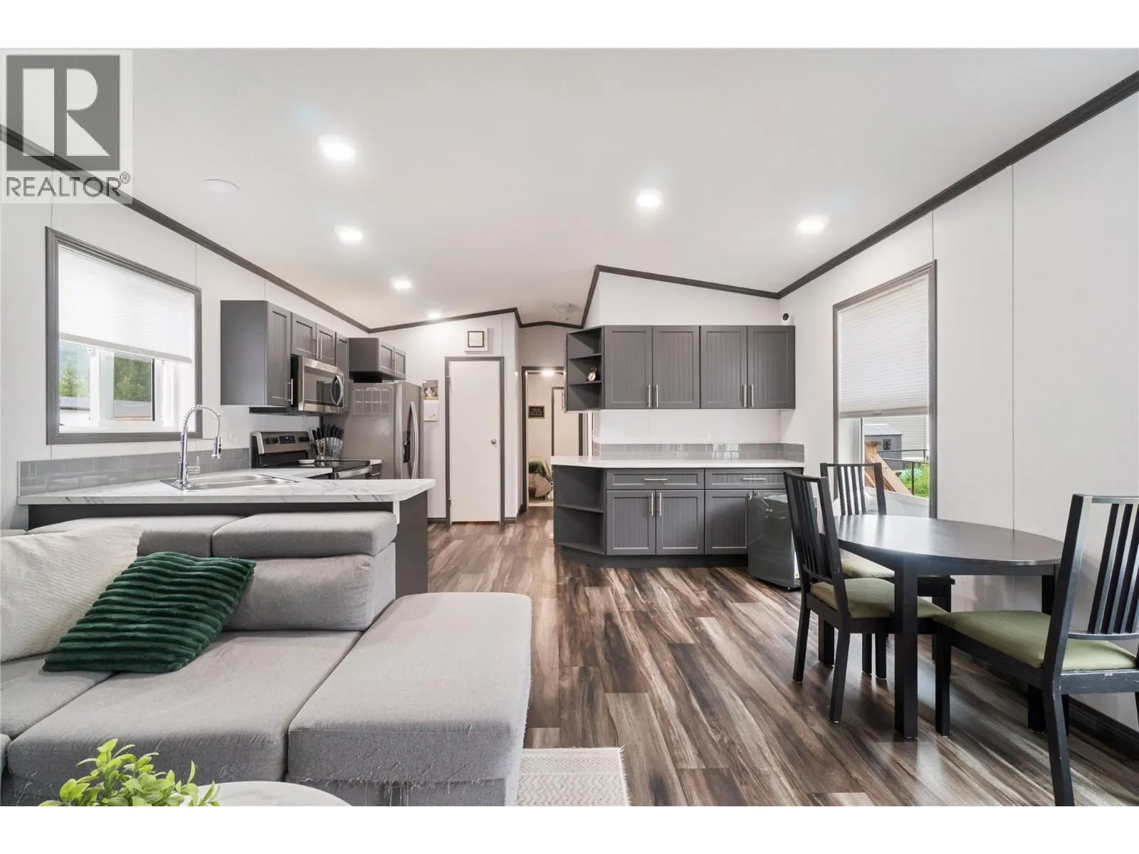 1705 Hillier Road Unit# 10