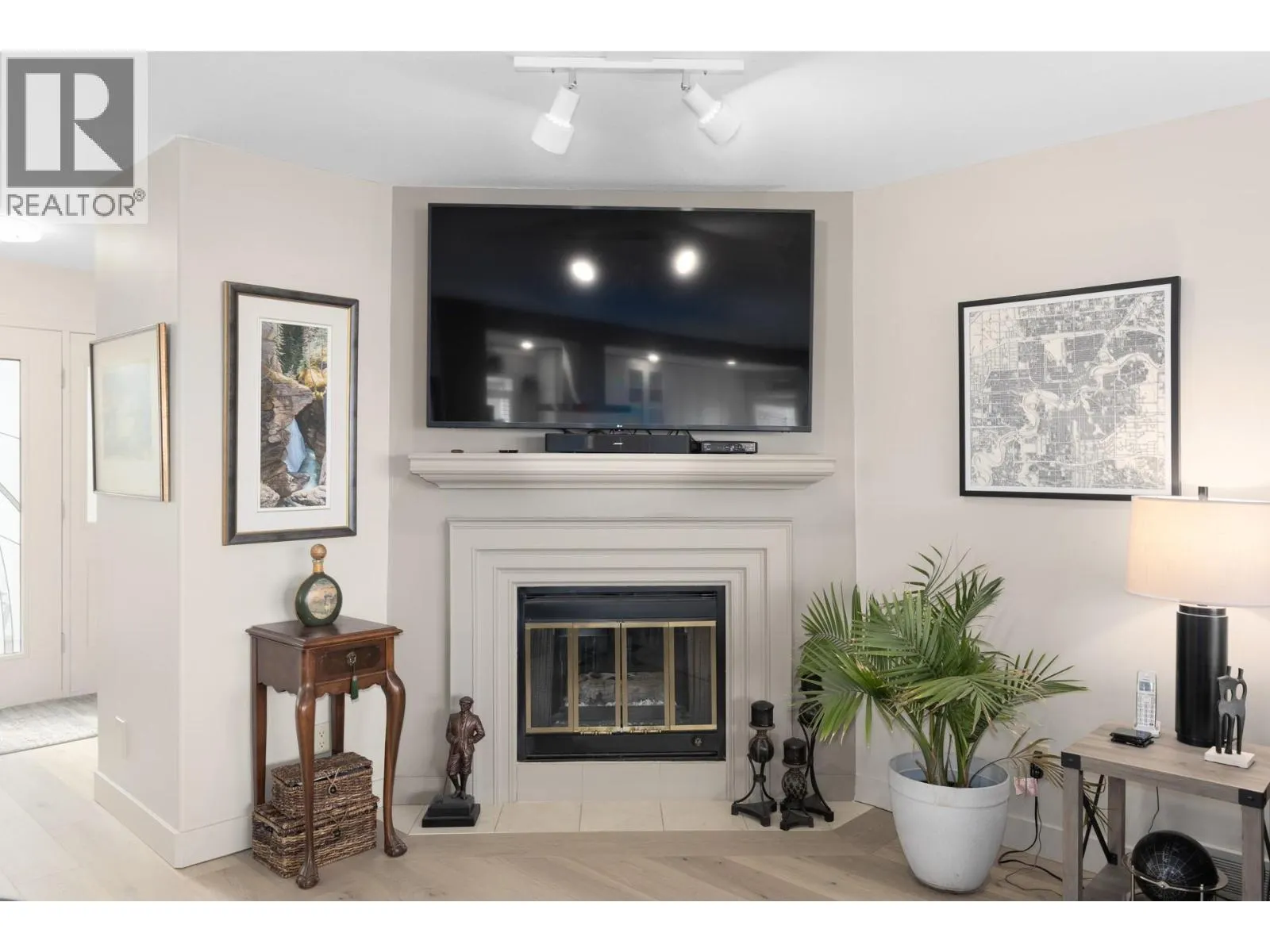 1020 Lanfranco Road Unit# 9