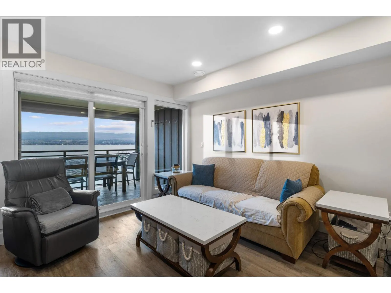 2777 Casa Loma Road Unit# 207