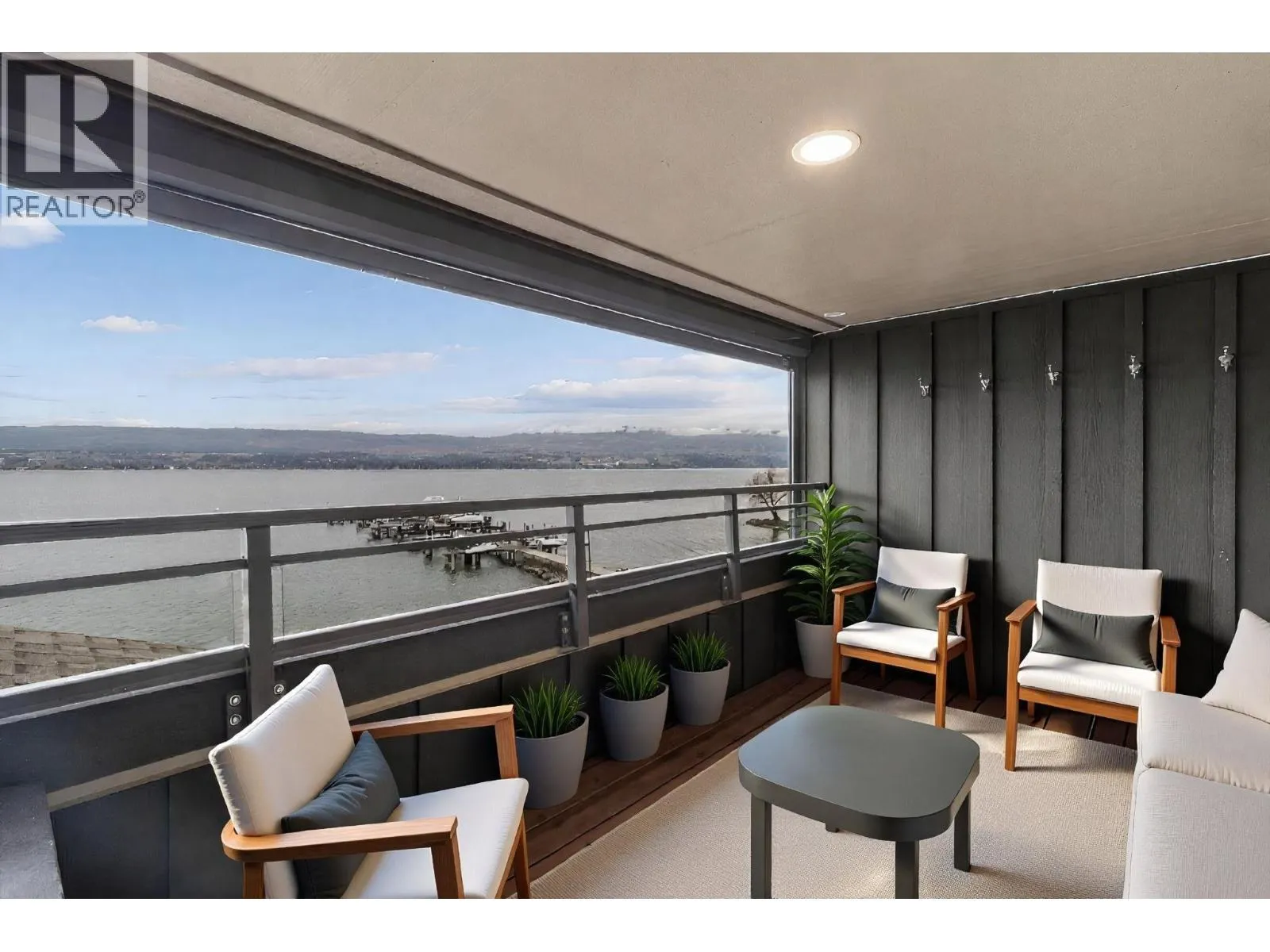 2777 Casa Loma Road Unit# 207