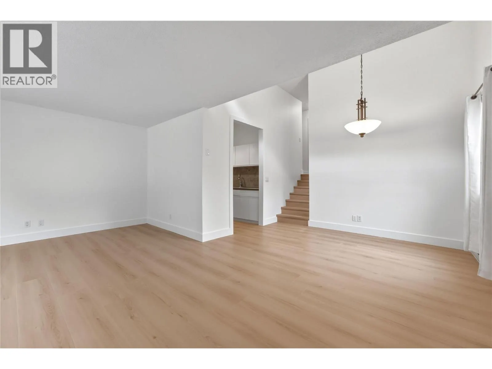 3800 40 Avenue Unit# 40