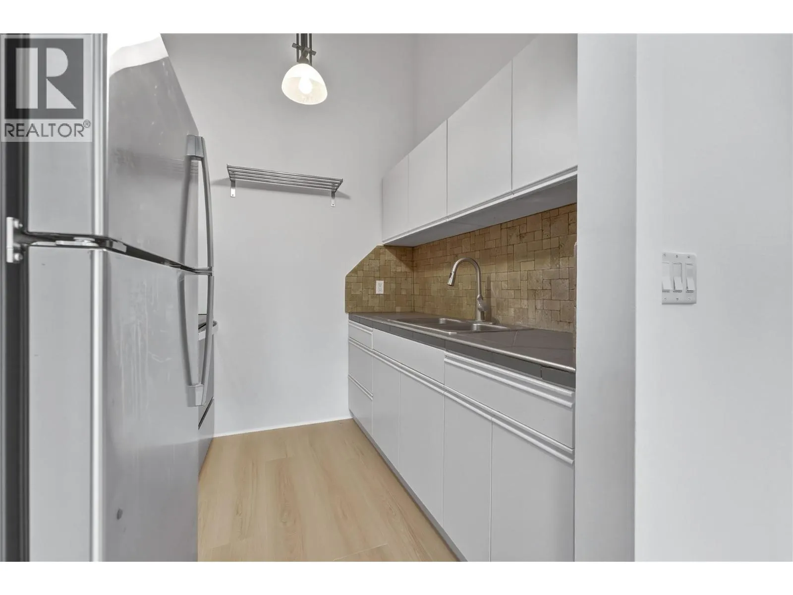 3800 40 Avenue Unit# 40