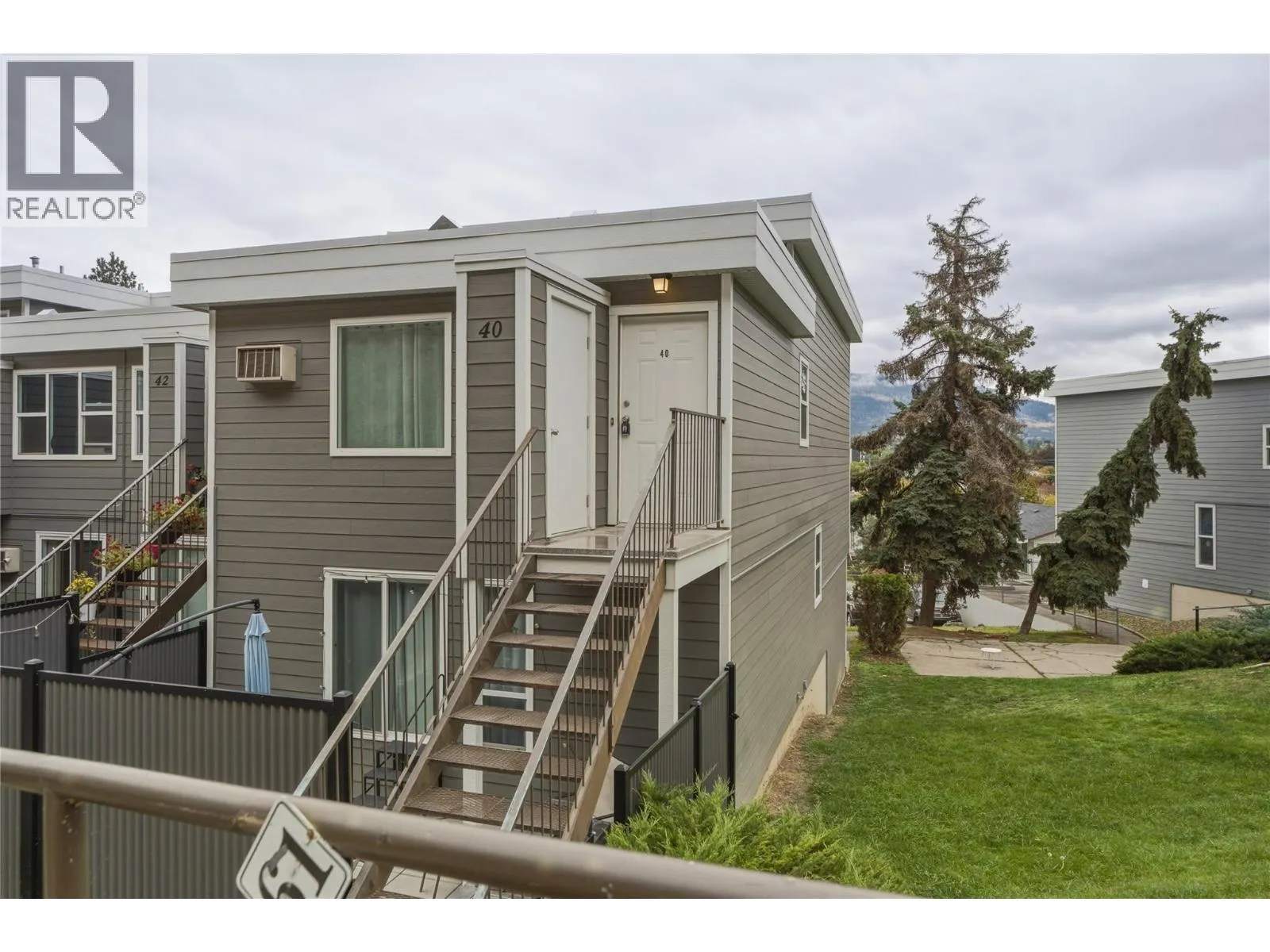 3800 40 Avenue Unit# 40